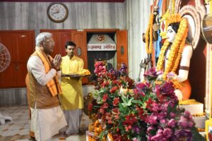 Mandir Darshan CM Rawat