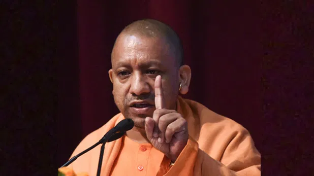 योगी सरकार का अवैध नशे पर बड़ा प्रहार, कोडीन के दुरुपयोग पर 128 फर्मों पर एफआईआर